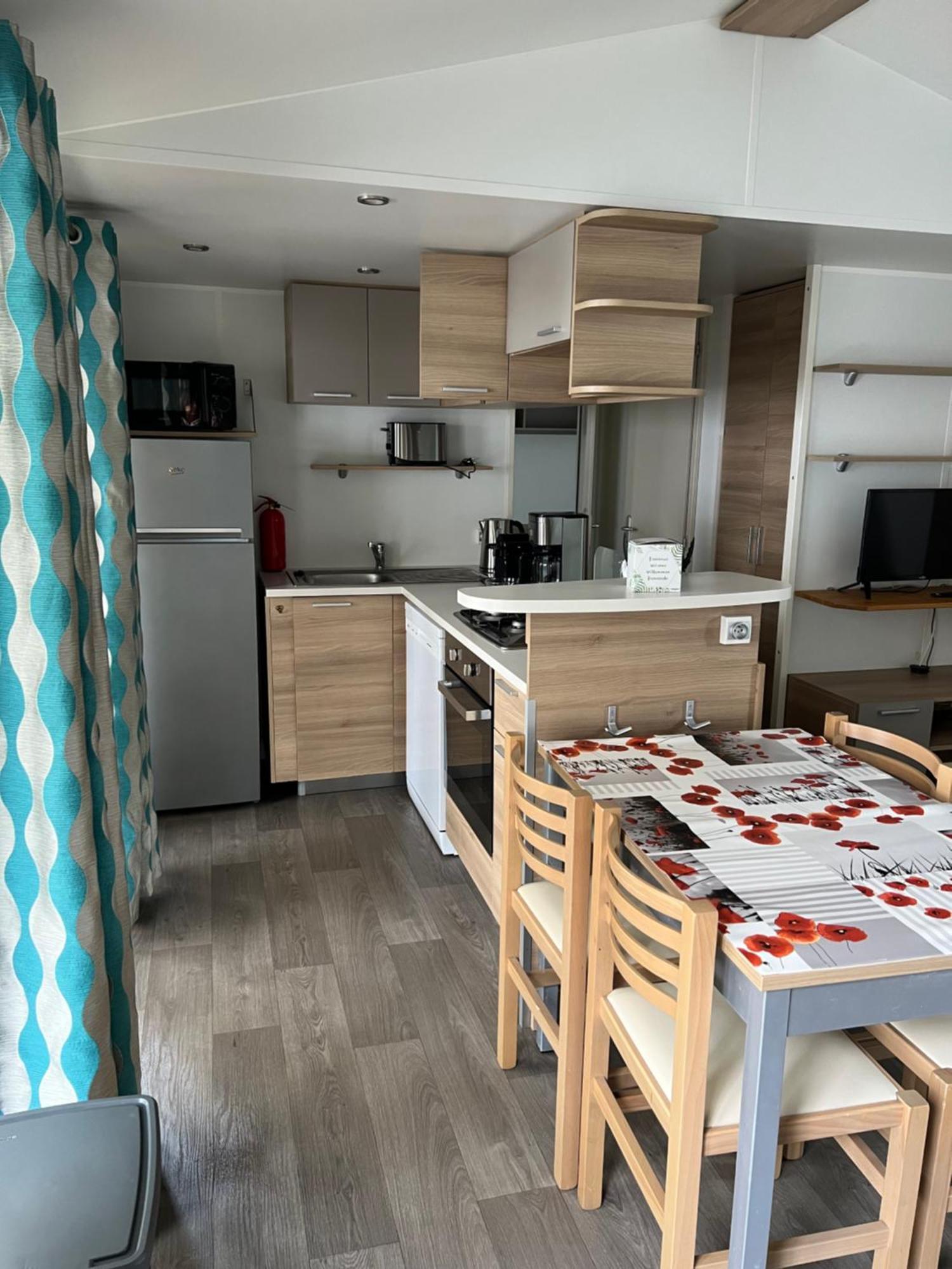 Mobilhome La Carabasse Vias Plage Ngoại thất bức ảnh